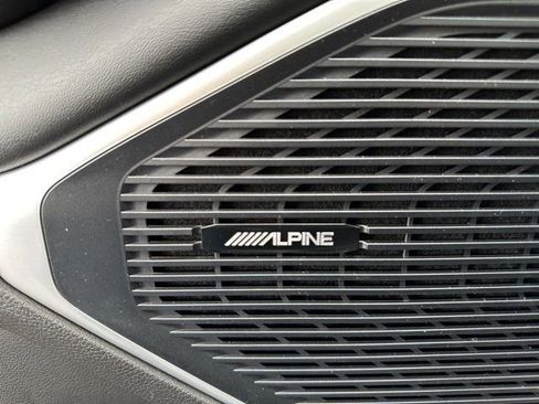 New 2024 Jeep Wagoneer Base w/ Convenience Group I image 10