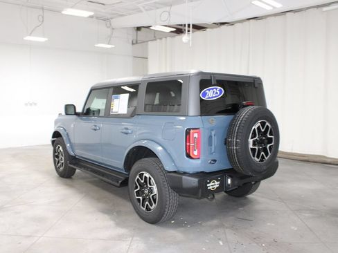 Used 2025 Ford Bronco Outer Banks AWD/4WD image 7