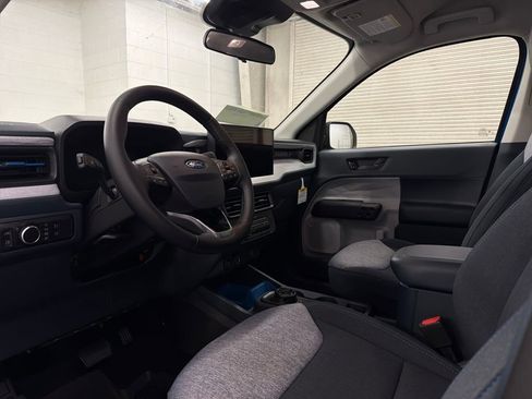 New 2025 Ford Maverick XLT w/ XLT Luxury Package image 6