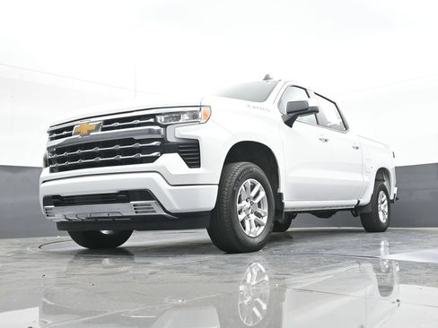 Used 2026 Chevrolet Silverado 1500 RST AWD/4WD image 54