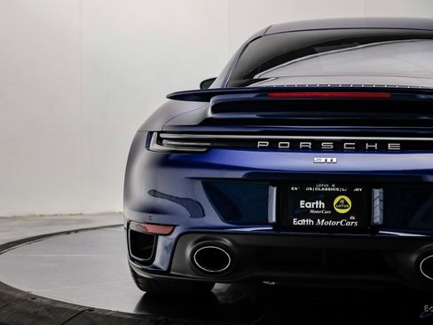 Used 2021 Porsche 911 Turbo image 17