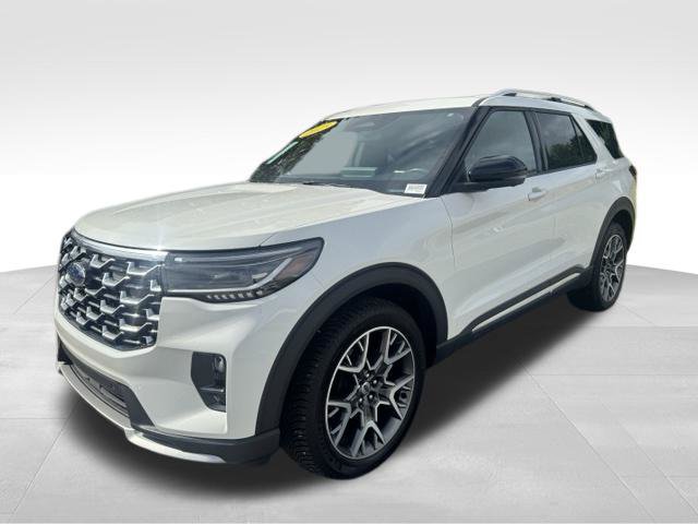 Used 2025 Ford Explorer Platinum w/ Ultimate Package AWD/4WD image 3