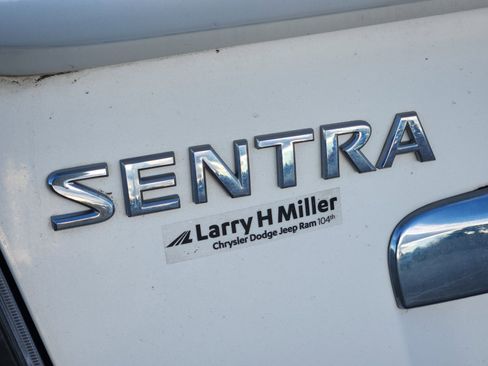 Used 2011 Nissan Sentra 2.0 S w/ Convenience Pkg image 25