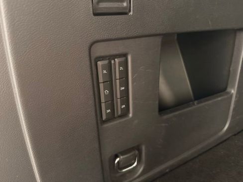 Used 2022 Ford Expedition Max Limited AWD/4WD image 12