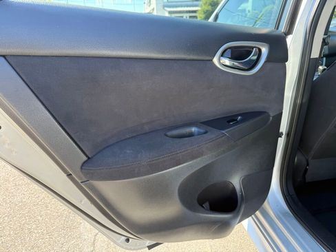 Used 2014 Nissan Sentra SR w/ SR Driver Package FWD image 23