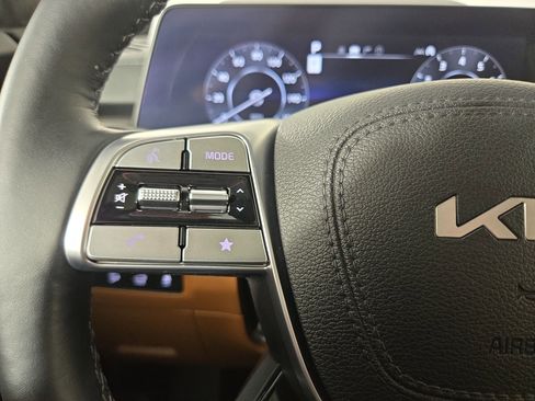Used 2024 Kia Telluride SX Prestige X-Line image 16