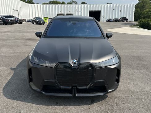 Used 2026 BMW iX M70 AWD/4WD image 3