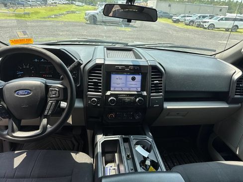 Used 2019 Ford F150 XL w/ Equipment Group 101A Mid AWD/4WD image 12