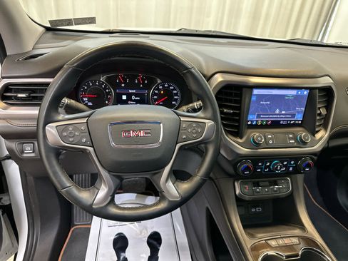 Certified 2023 GMC Acadia AT4 w/ Preferred Package AWD/4WD image 3