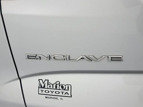 Used 2020 Buick Enclave Essence image 10