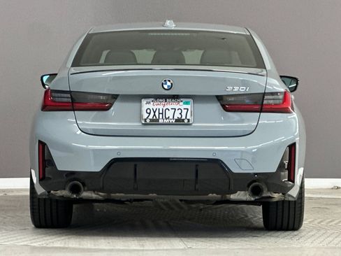 Used 2026 BMW 330i Sedan w/ M Sport Package RWD image 9