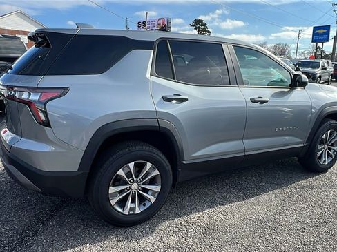 New 2026 Chevrolet Equinox LT image 5