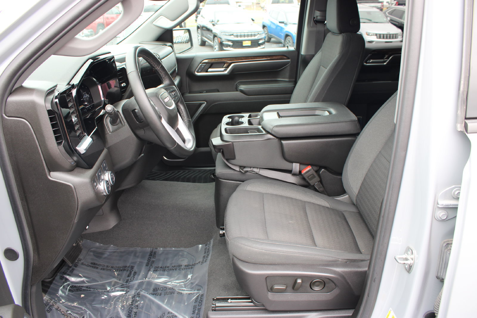 Used 2024 GMC Sierra 1500 Elevation AWD/4WD image 11