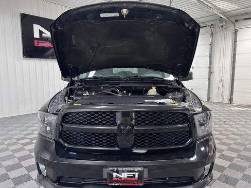 Used 2016 RAM 1500 Express w/ Black Ram 1500 Express Group AWD/4WD image 43