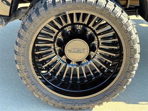 Used 2025 Ford F450 Platinum w/ Platinum Plus Package image 10