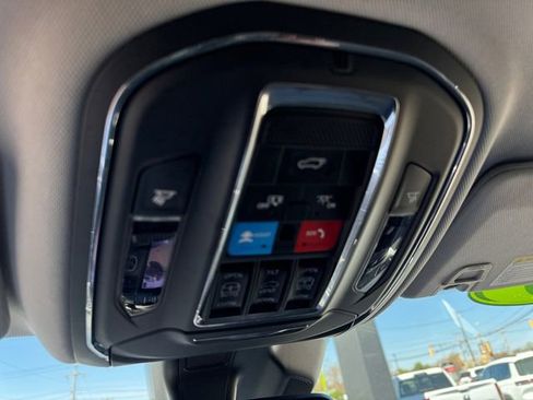 Used 2023 Jeep Grand Cherokee L Limited AWD/4WD image 26