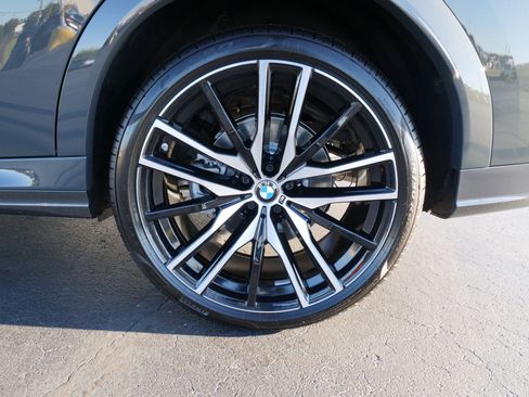 New 2026 BMW X6 xDrive40i w/ Executive Package image 12