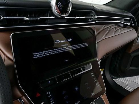 New 2026 Maserati Grecale Folgore AWD/4WD image 14
