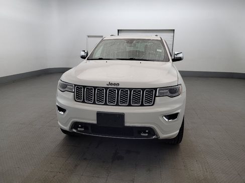 Used 2021 Jeep Grand Cherokee Overland AWD/4WD image 15