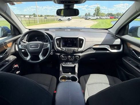 Used 2020 GMC Terrain SLE w/ Driver Convenience Package FWD image 6