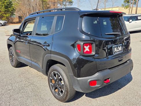 Used 2023 Jeep Renegade Trailhawk image 10