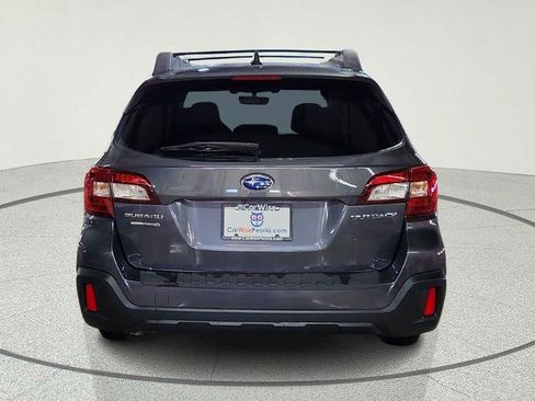 Used 2018 Subaru Outback 2.5i Premium image 4
