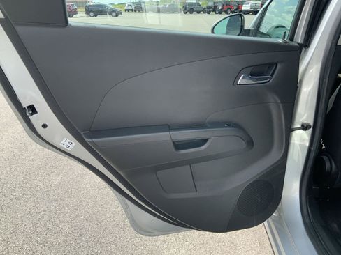 Used 2015 Chevrolet Sonic LT FWD image 38