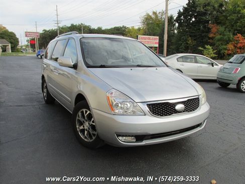 Used 2014 Kia Sedona LX w/ Power Package image 1