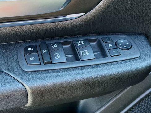 Used 2024 RAM 1500 Big Horn image 24