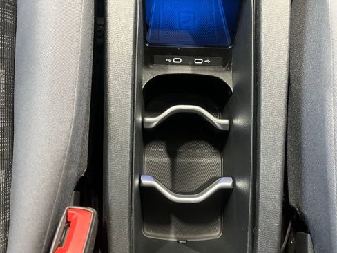 Used 2022 Volkswagen ID.4 Pro image 14