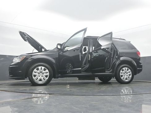 Used 2020 Dodge Journey SE w/ SE Popular Equipment Group FWD image 59
