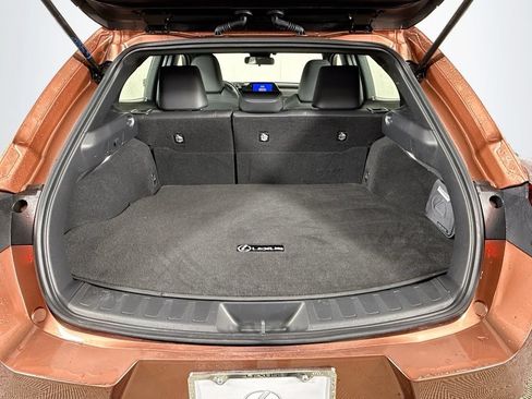 Certified 2025 Lexus UX 300h FWD w/ Accessory Package (Z2) image 27