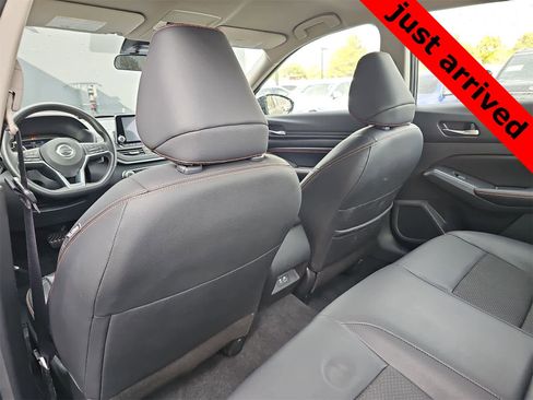 Used 2022 Nissan Altima 2.5 SR image 16