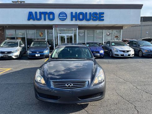Used 2010 INFINITI G37 x Coupe w/ Premium Pkg AWD/4WD image 2