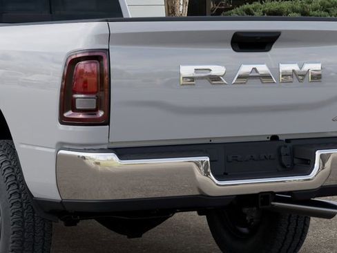 New 2026 RAM 2500 Tradesman AWD/4WD image 13