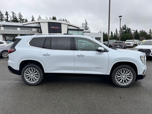 New 2026 GMC Acadia Denali w/ Super Cruise Package image 8