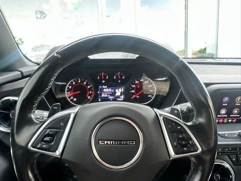 Used 2021 Chevrolet Camaro LT image 15