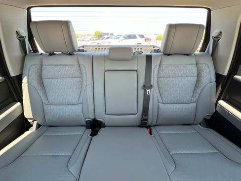 Used 2024 Toyota Tundra Limited AWD/4WD image 25