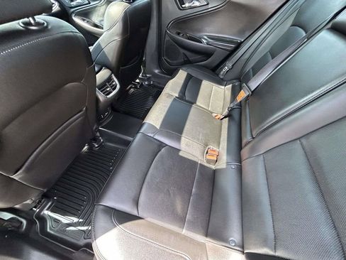 Used 2016 Chevrolet Malibu Premier w/ Driver Confidence Package FWD image 12