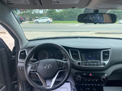 Used 2017 Hyundai Tucson Sport image 17