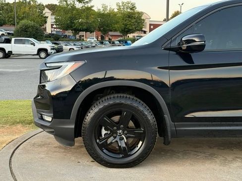 Used 2023 Honda Ridgeline Black Edition image 12