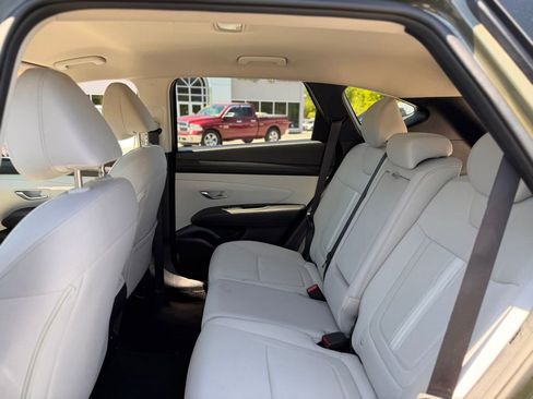 Used 2025 Hyundai Tucson SEL AWD/4WD image 6