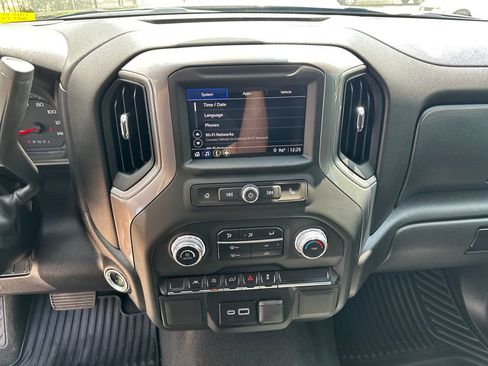 Used 2024 GMC Sierra 1500 Pro w/ Graphite Edition AWD/4WD image 25