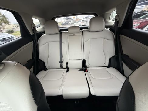 Used 2024 Kia Sportage EX image 15