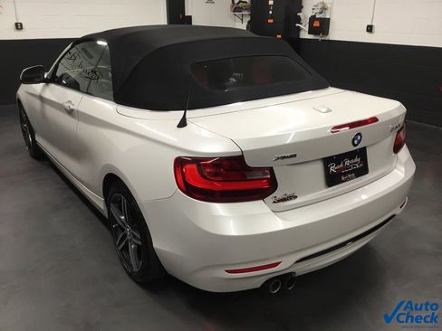 Used 2017 BMW 230i xDrive Convertible image 18