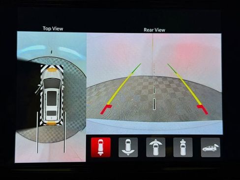 Used 2024 Chrysler Pacifica Touring-L w/ S Appearance Package image 13