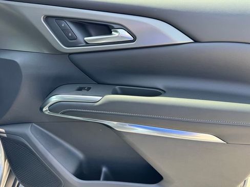 New 2026 Chevrolet Traverse LT FWD image 8