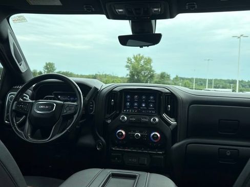 Used 2021 GMC Sierra 1500 AT4 w/ AT4 Premium Package AWD/4WD image 42