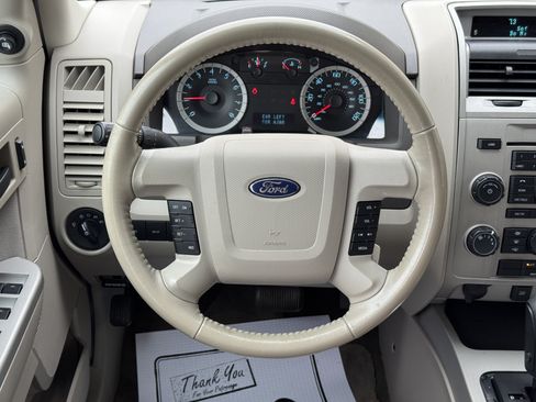 Used 2012 Ford Escape XLT AWD/4WD image 13
