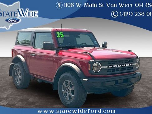 Used 2025 Ford Bronco 2-Door AWD/4WD image 1
